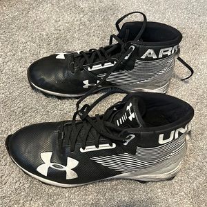 Black under armor cleats size 9.5